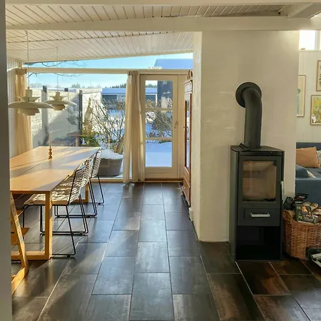 Architect-designed By The Water *